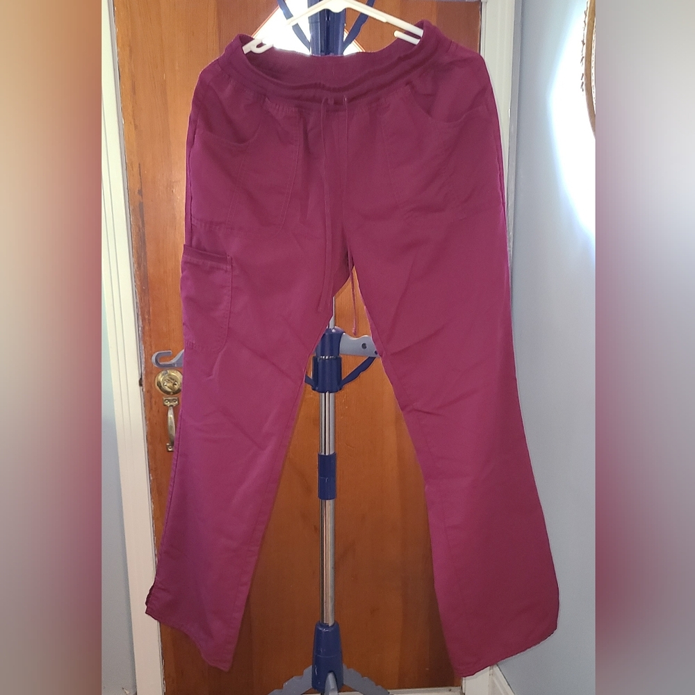 Scrub set - Picture 2 of 2